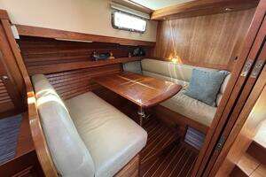 2011 Sabre 40 Sedan thumbnail 26