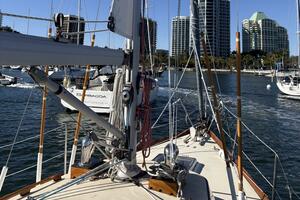 Coraggio 2 33ft Carter Yacht For Sale