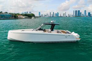 38FT (11.58M) PARDO YACHTS