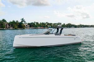 38FT (11.58M) PARDO YACHTS