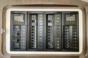 41FT (12.19M) PARDO YACHTS