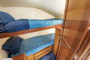 2001 Ocean Yachts 52 SUPER SPORT thumbnail 46
