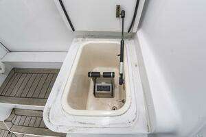 2001 Ocean Yachts 52 SUPER SPORT thumbnail 19
