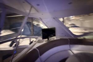 2004 Carver 460 voyager thumbnail 128