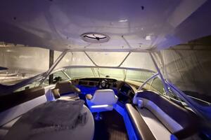 2004 Carver 460 voyager thumbnail 5