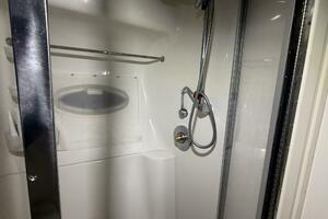 2004 Carver 460 voyager thumbnail 21