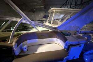 2004 Carver 460 voyager thumbnail 121