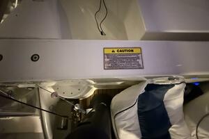 2004 Carver 460 voyager thumbnail 132