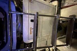 2004 Carver 460 voyager thumbnail 73