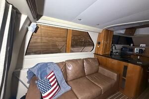 2004 Carver 460 voyager thumbnail 27