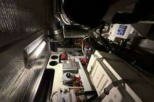 2004 Carver 460 voyager thumbnail 93