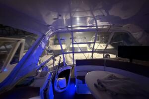 2004 Carver 460 voyager thumbnail 125