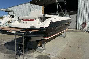 2015 Larson LX 225S IO thumbnail 25