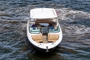 Photo 6225304 for 2023 Sea Ray SLX 310 OB  