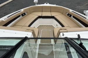 Photo 5981975 for 2023 Sea Ray SLX 310 OB  