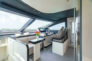 2022 Azimut 78 thumbnail 33