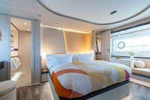2022 Azimut 78 thumbnail 39
