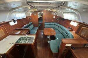 1999 Beneteau 381 thumbnail 18