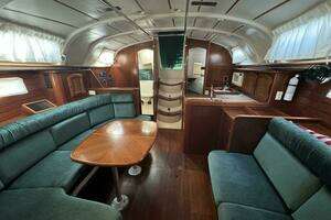 1999 Beneteau 381 thumbnail 21