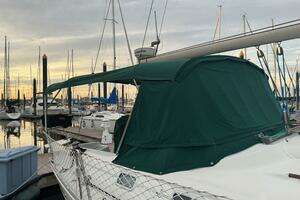 1999 Beneteau 381 thumbnail 8