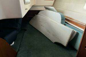 1999 Beneteau 381 thumbnail 38
