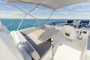 2025 Beneteau thumbnail 7