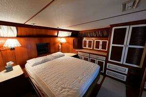 1989 Hi-Star 48 Sundeck thumbnail 50