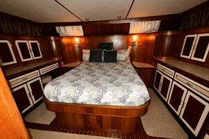 1989 Hi-Star 48 Sundeck thumbnail 49