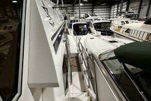 1989 Hi-Star 48 Sundeck thumbnail 5