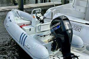 2002 Sea Ray 480 Sedan Bridge thumbnail 9