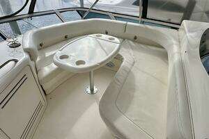2002 Sea Ray 480 Sedan Bridge thumbnail 16