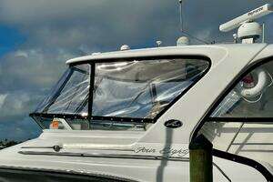 2002 Sea Ray 480 Sedan Bridge thumbnail 11