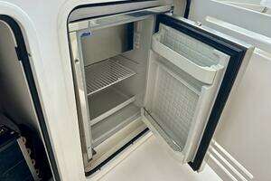 2002 Sea Ray 480 Sedan Bridge thumbnail 19