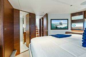 2024 Princess Y72 Motor Yacht thumbnail 42