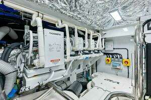 2024 Princess Y72 Motor Yacht thumbnail 105