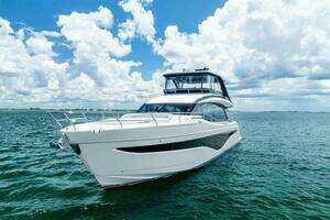 2024 Princess Y72 Motor Yacht thumbnail 14