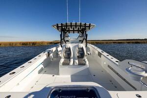 33FT (10.24M) FREEMAN