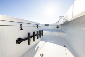 33FT (10.24M) FREEMAN