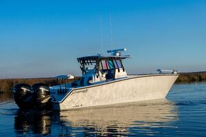 33FT (10.24M) FREEMAN yacht for sale