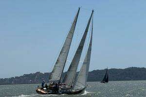 2007 Schooner thumbnail 1