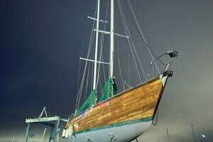 2007 Schooner thumbnail 5