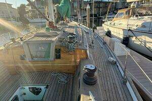 2007 Schooner thumbnail 23