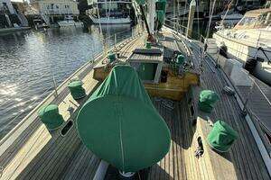 2007 Schooner thumbnail 14