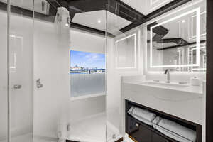 2024 Ocean Alexander 32 L thumbnail 56