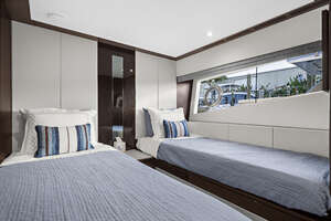 2024 Ocean Alexander 32 L thumbnail 71