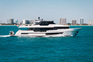 2024 Ocean Alexander 32 L thumbnail 2