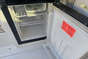 2012 Sea Ray 500 SUNDANCER thumbnail 16
