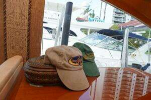 2005 Ocean Yachts thumbnail 44