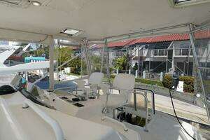 2005 Ocean Yachts thumbnail 17