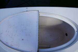 2005 Ocean Yachts thumbnail 39